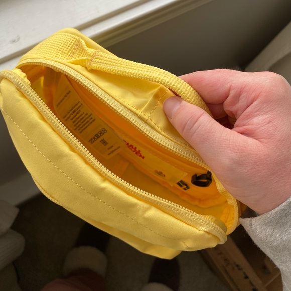 Fjallraven Hip Bag, Sunshine Yellow. - Picture 6 of 8
